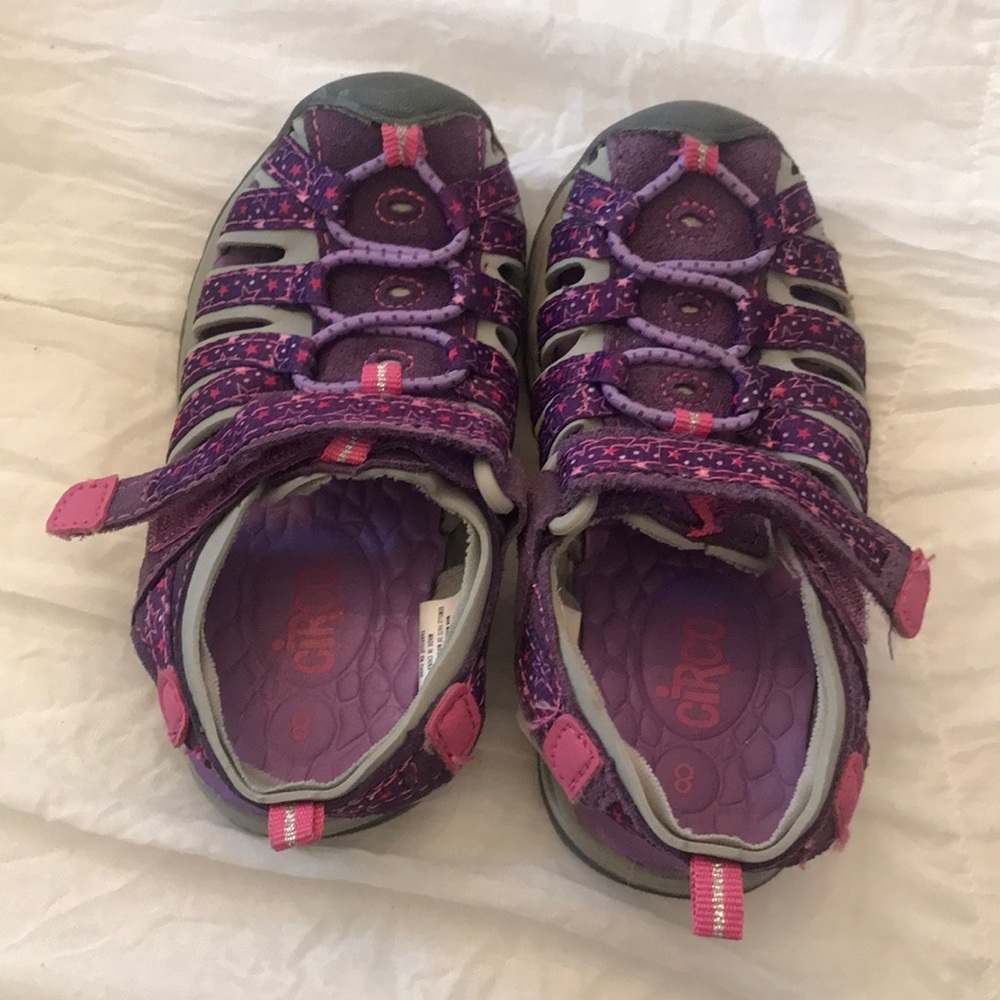 Circo toddler girl water shoes